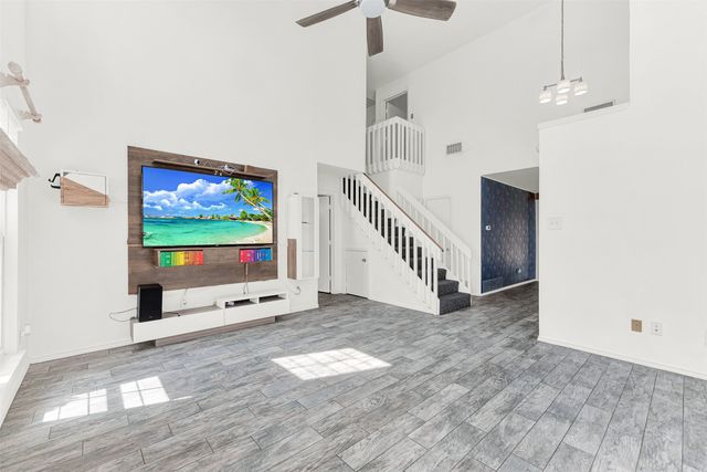 1013 Wakefield Drive, Garland, TX 75040