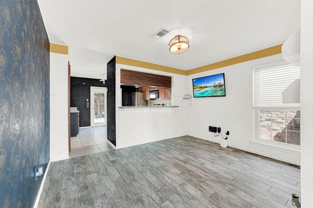 1013 Wakefield Drive, Garland, TX 75040