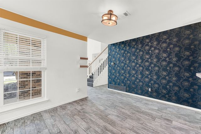 1013 Wakefield Drive, Garland, TX 75040