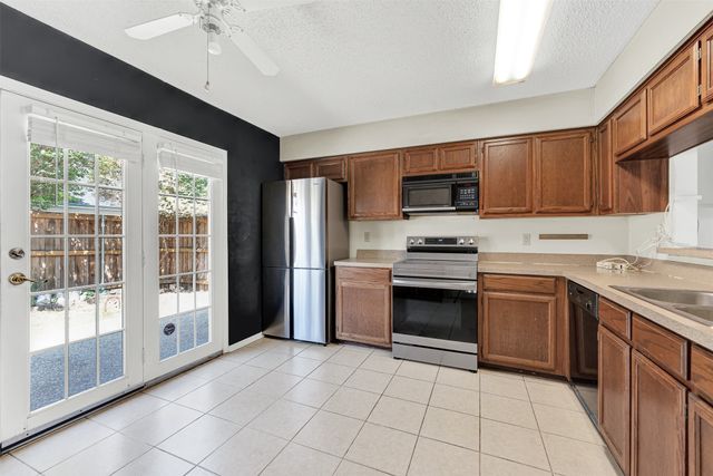 1013 Wakefield Drive, Garland, TX 75040