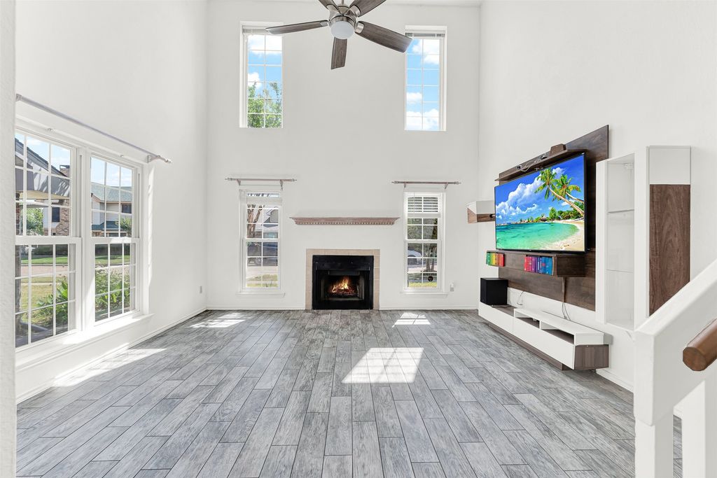 1013 Wakefield Drive, Garland, TX 75040