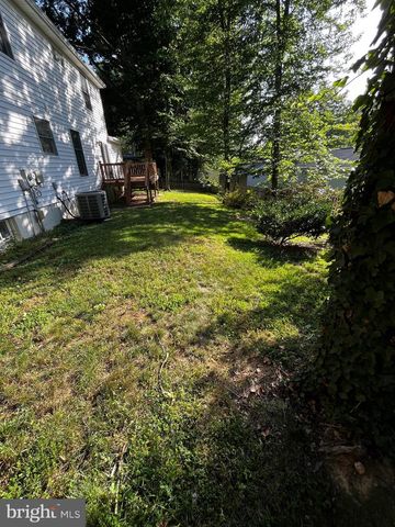 15404 BEACHVIEW DR, Montclair, VA 22025