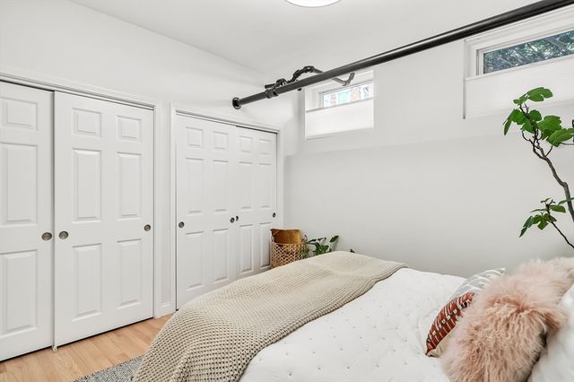12 Gibbs Street B, Brookline, MA 02446