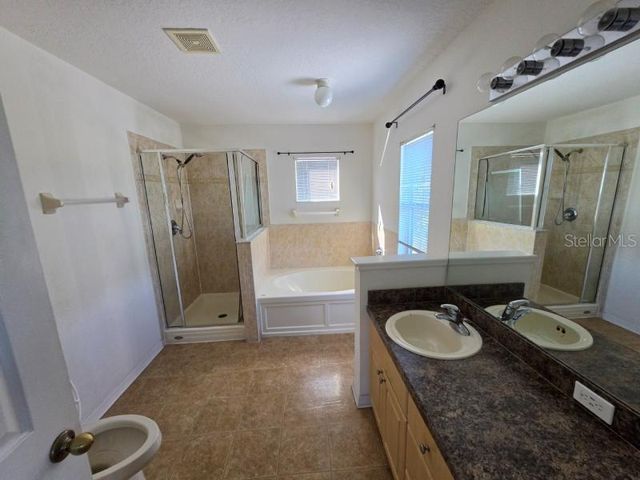 731 CRISTELLE JEAN DRIVE, Ruskin, FL 33570