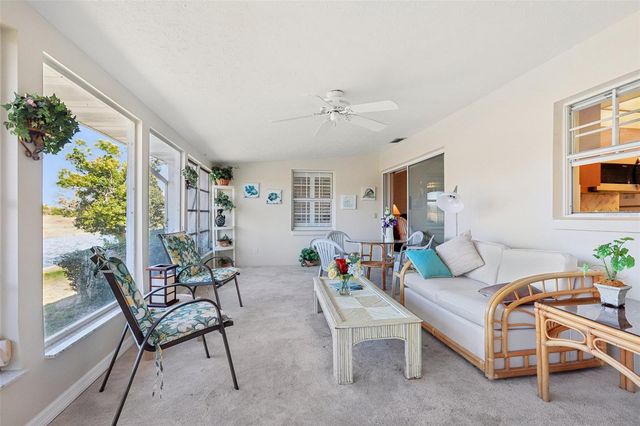 407 STONEHAM DRIVE, Sun City Center, FL 33573