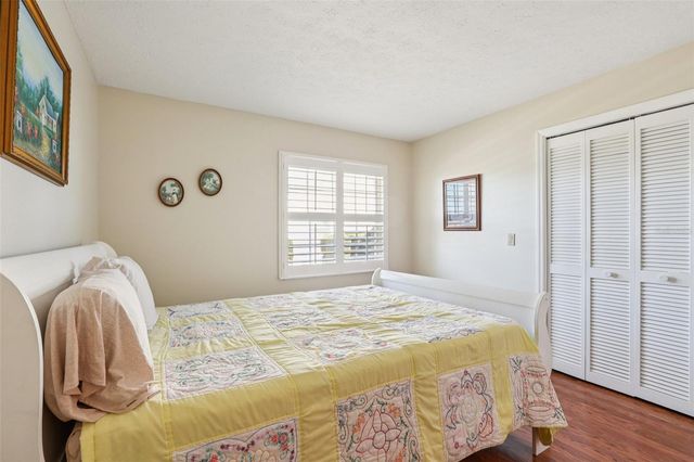 407 STONEHAM DRIVE, Sun City Center, FL 33573