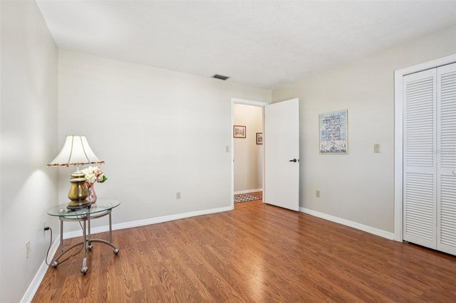 407 STONEHAM DRIVE, Sun City Center, FL 33573