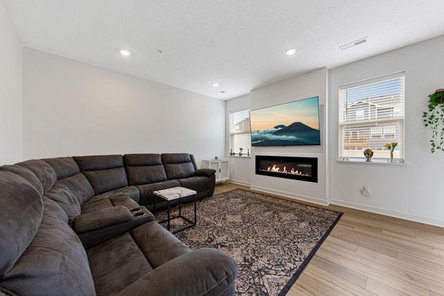 2006 Tyrone Drive, Shakopee, MN 55379