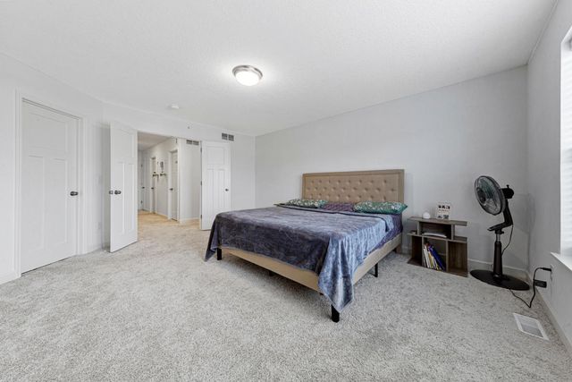 2006 Tyrone Drive, Shakopee, MN 55379