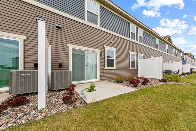 2006 Tyrone Drive, Shakopee, MN 55379