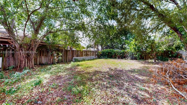 1664 SW 2nd Ct, Homestead, FL 33030