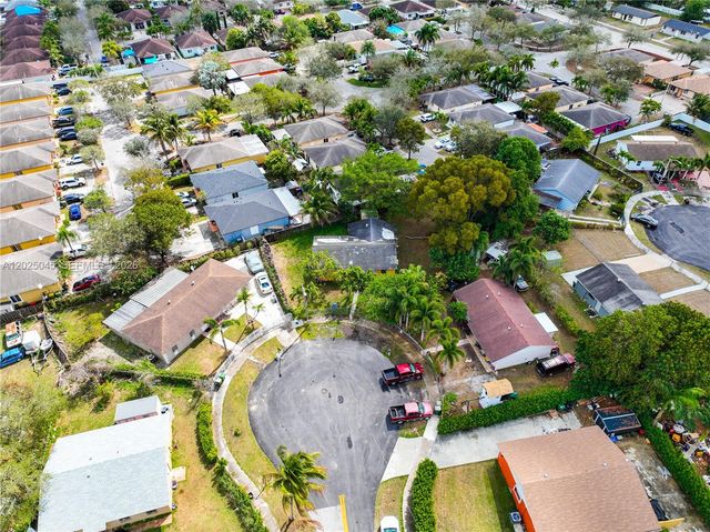 1664 SW 2nd Ct, Homestead, FL 33030