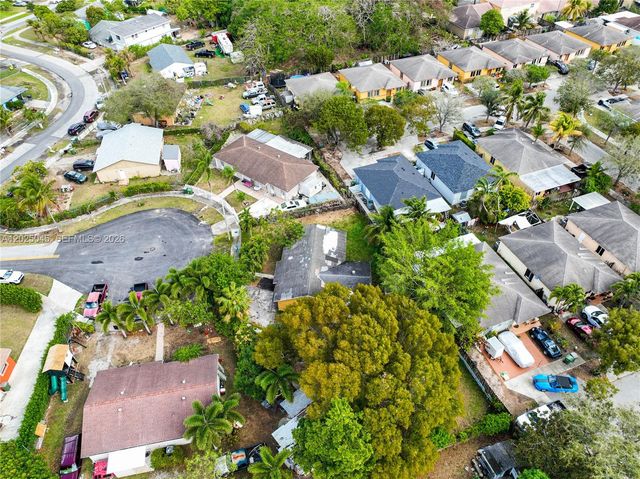 1664 SW 2nd Ct, Homestead, FL 33030