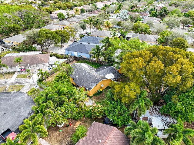 1664 SW 2nd Ct, Homestead, FL 33030