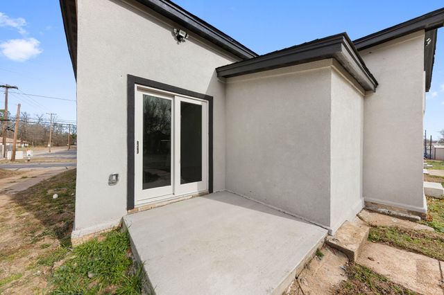 1269 Bonham Street, Paris, TX 75460