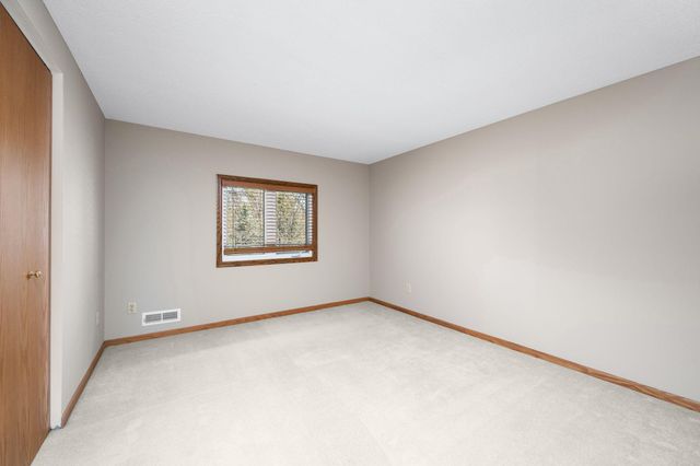 10644 Wellington Lane N, Maple Grove, MN 55369