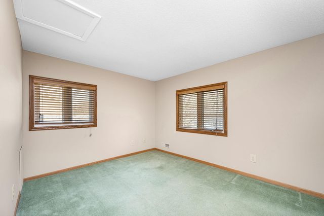 10644 Wellington Lane N, Maple Grove, MN 55369