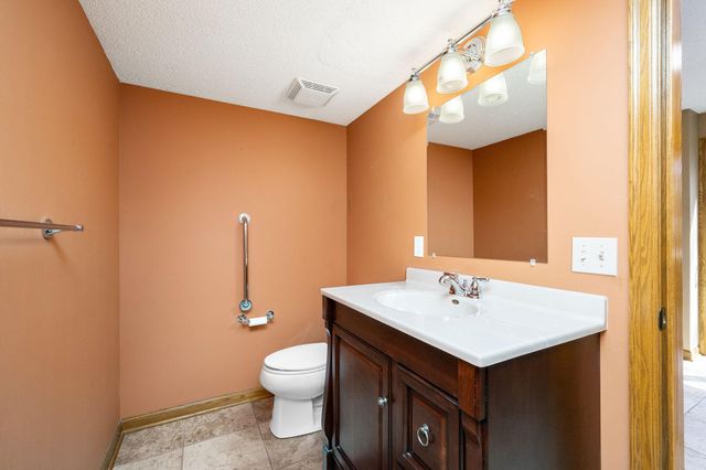 10644 Wellington Lane N, Maple Grove, MN 55369