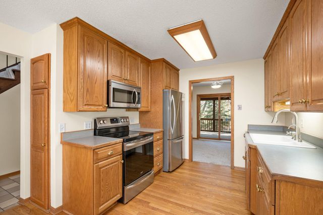 10644 Wellington Lane N, Maple Grove, MN 55369