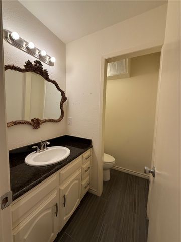 3175 Golden Oak Court, Farmers Branch, TX 75234