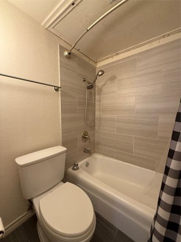 3175 Golden Oak Court, Farmers Branch, TX 75234