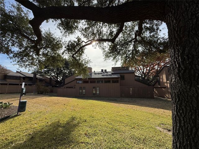 3175 Golden Oak Court, Farmers Branch, TX 75234