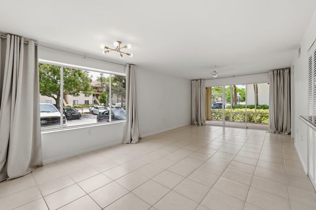 20101 Glenmoor Drive, West Palm Beach, FL 33409