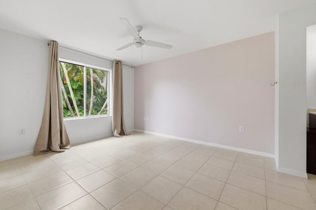20101 Glenmoor Drive, West Palm Beach, FL 33409