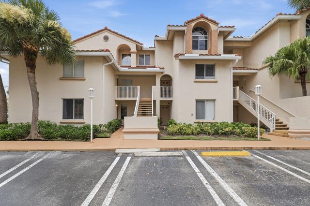 20101 Glenmoor Drive, West Palm Beach, FL 33409