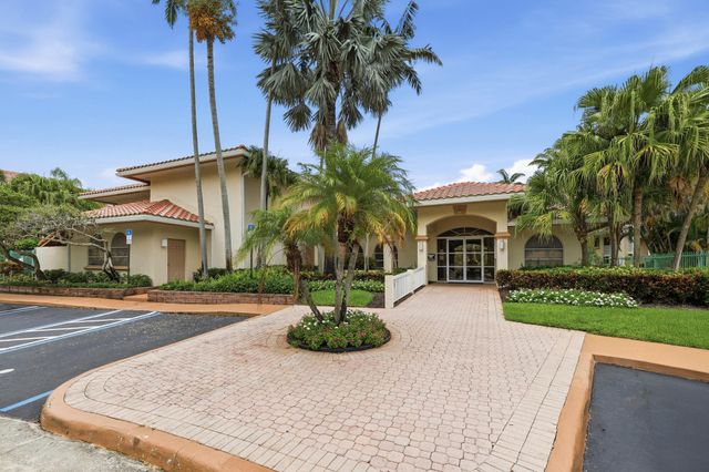 20101 Glenmoor Drive, West Palm Beach, FL 33409