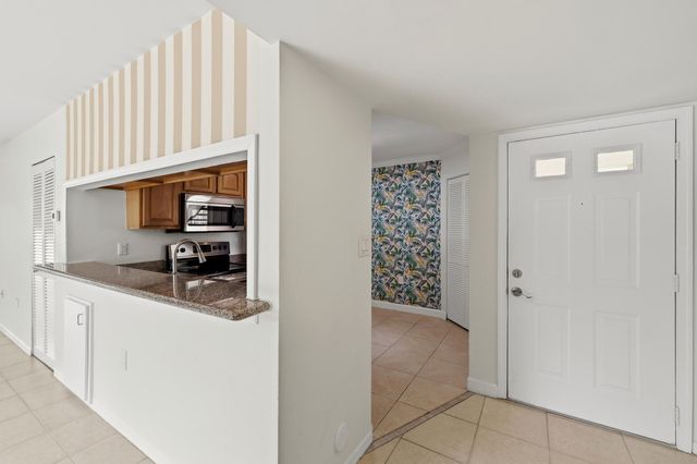 20101 Glenmoor Drive, West Palm Beach, FL 33409