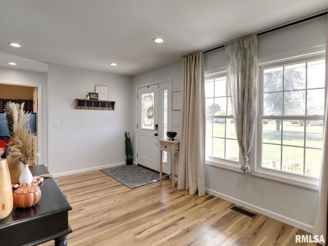 1433 Hemingway Drive, Quincy, IL 62305