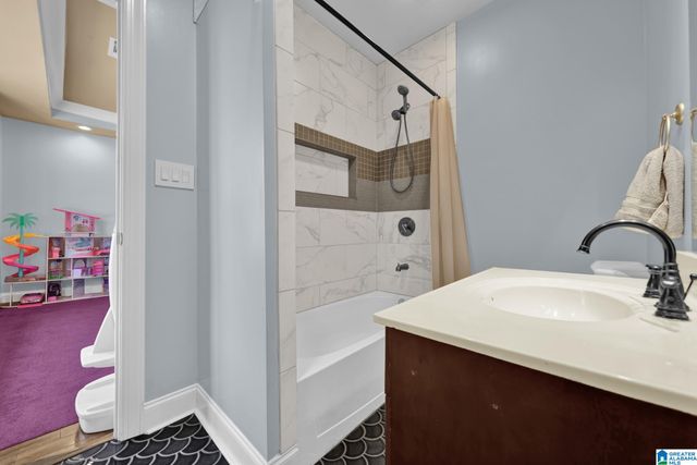 3024 MULGA LOOP ROAD, Birmingham, AL 35224