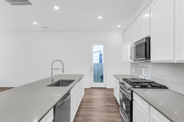 677 Royal Arch Drive, Conroe, TX 77304