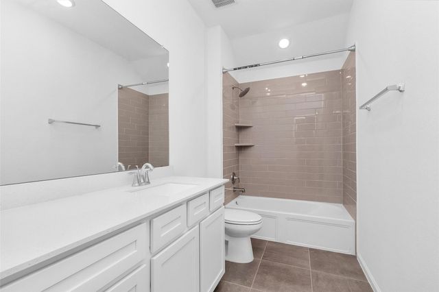 677 Royal Arch Drive, Conroe, TX 77304