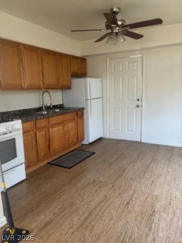 1318 Rexford Place A, Las Vegas, NV 89104