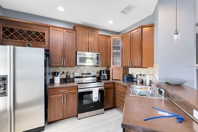 3891 CLUBSIDE POINTE DRIVE, Orlando, FL 32810