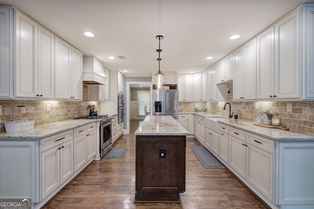 2253 Hills Creek Road, Taylorsville, GA 30178