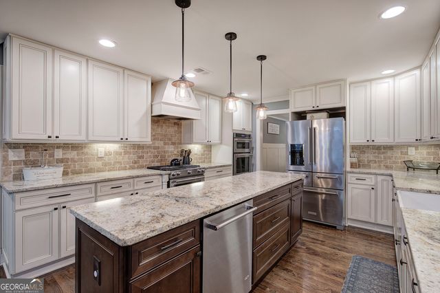 2253 Hills Creek Road, Taylorsville, GA 30178