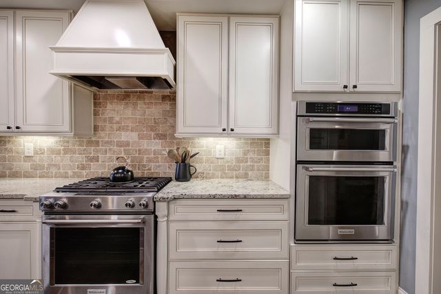 2253 Hills Creek Road, Taylorsville, GA 30178