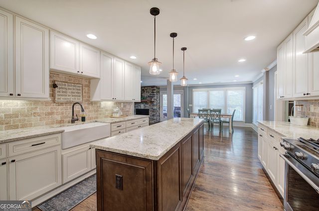 2253 Hills Creek Road, Taylorsville, GA 30178