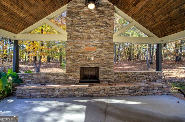 2253 Hills Creek Road, Taylorsville, GA 30178