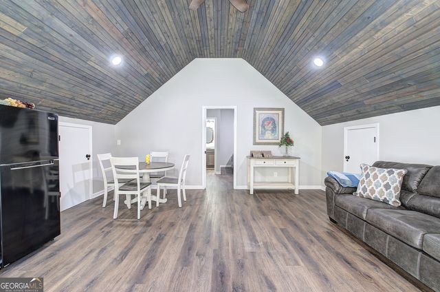 2253 Hills Creek Road, Taylorsville, GA 30178