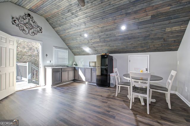 2253 Hills Creek Road, Taylorsville, GA 30178