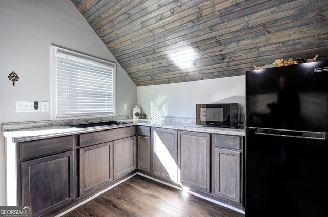 2253 Hills Creek Road, Taylorsville, GA 30178