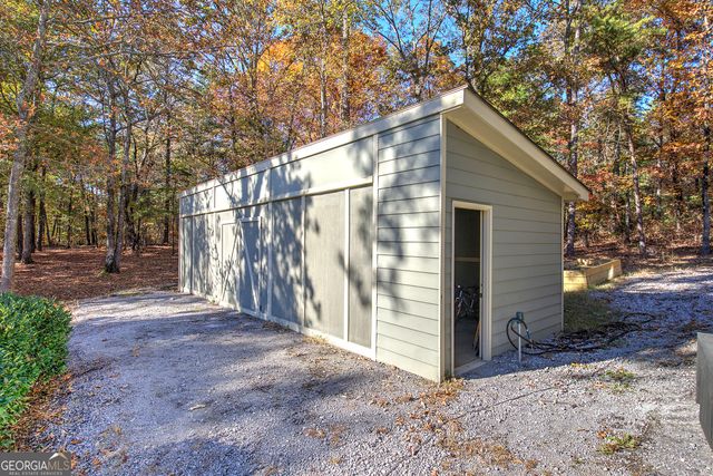 2253 Hills Creek Road, Taylorsville, GA 30178