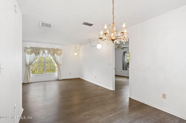 8028 TRIUMPH Lane S, Jacksonville, FL 32244