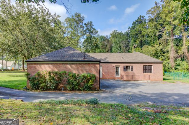151 Pine Forest Drive, Lawrenceville, GA 30046
