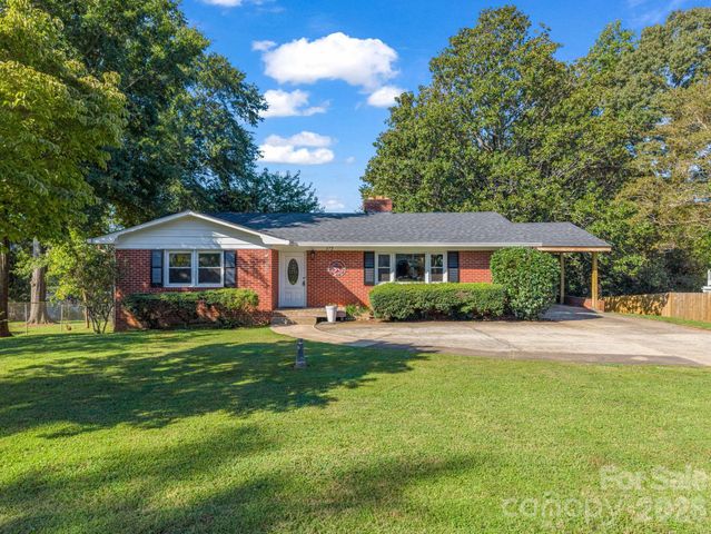 275 Tanner Street, Rutherfordton, NC 28139