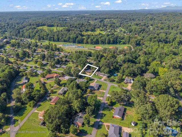 275 Tanner Street, Rutherfordton, NC 28139